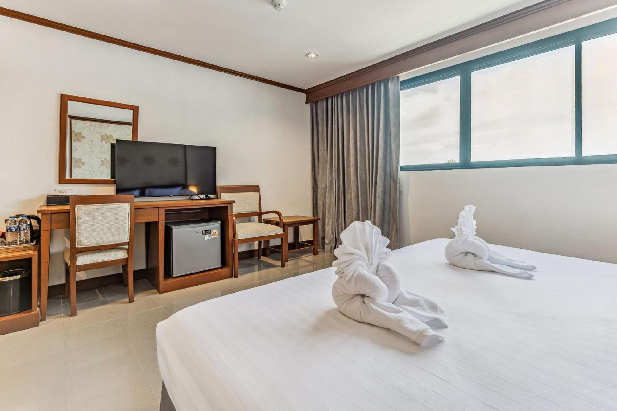 Karon Rattana Beach Hotel חדר תמונה