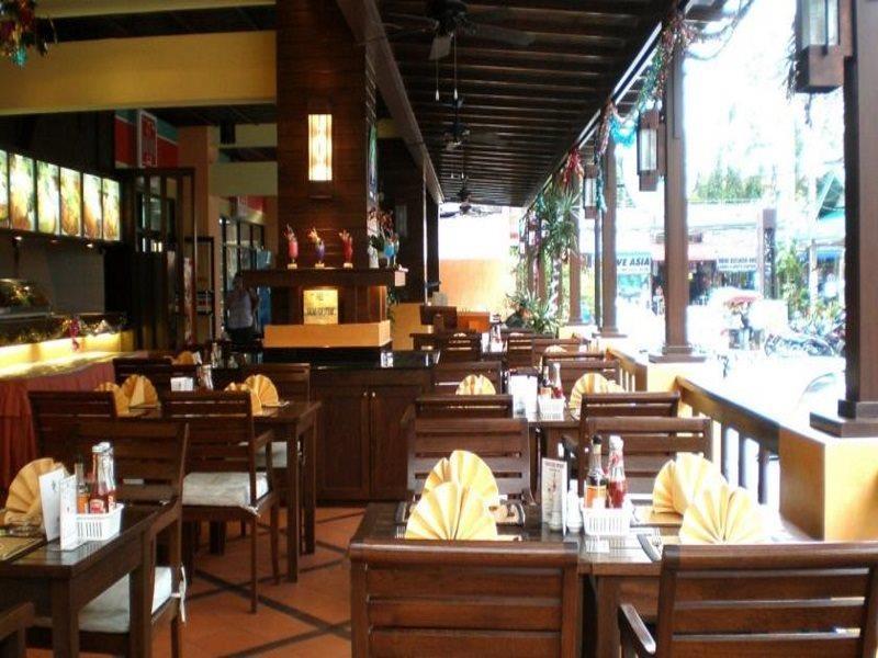 Karon Rattana Beach Hotel מראה חיצוני תמונה