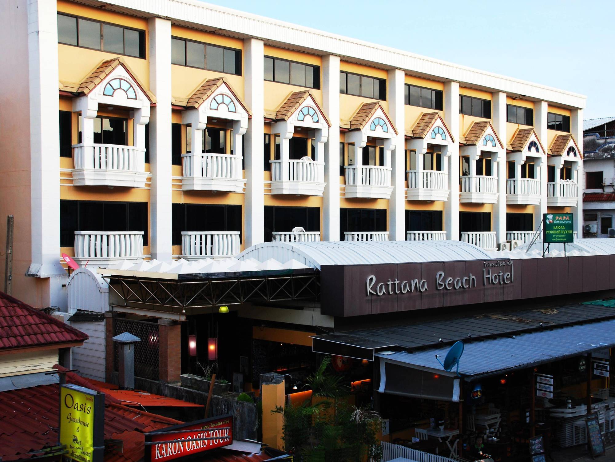 Karon Rattana Beach Hotel מראה חיצוני תמונה